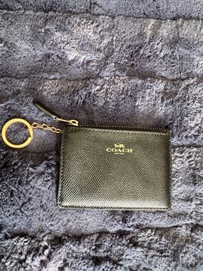 Coach Black Pebbled Leather Zip Card Case with Gold Key Ring